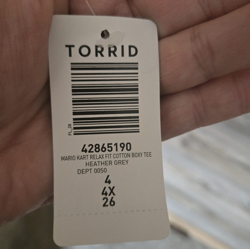 NWT Torrid Mario Kart Relax Fit Cotton Boxy Tee Size 4x Grey - Picture 3 of 8